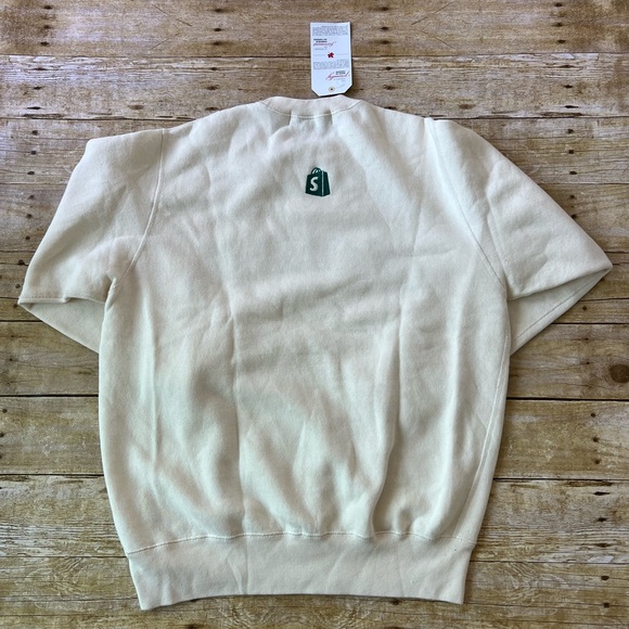 NWT Redwood Classics Entrepreneur Crewneck in Beige - Picture 5 of 5